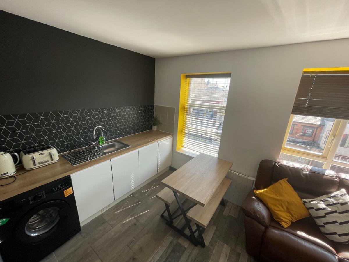 The Willow - Superb Spacious 3 Bed Room Apartment Blackpool Ngoại thất bức ảnh